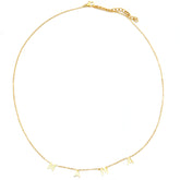 Collar de oro con las letras mama
